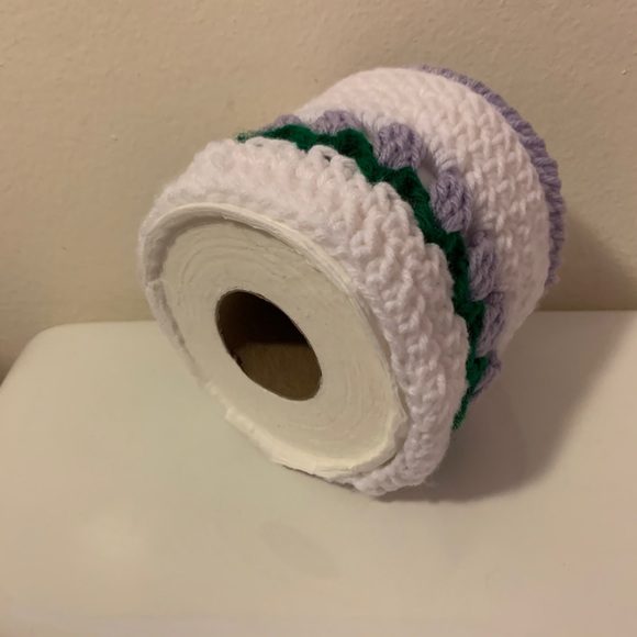 Hand Crafted | Bath | Toilet Paper Tissue Cover New Light Purple Tulip ...